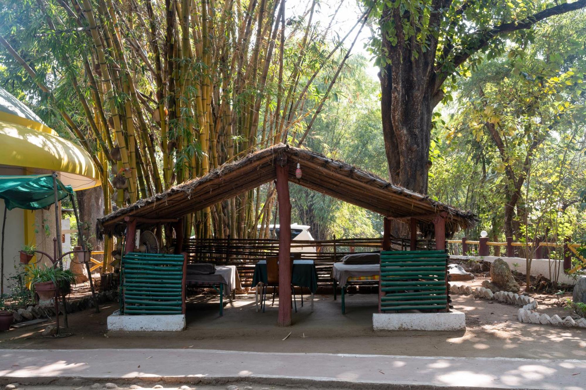 Отель Treebo Premium Mowgli'S Den, Pench Khawasa Экстерьер фото