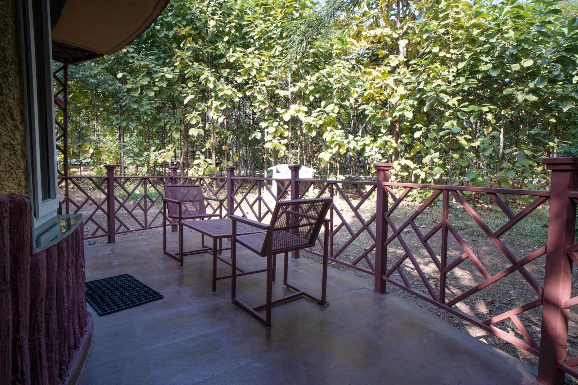 Отель Treebo Premium Mowgli'S Den, Pench Khawasa Экстерьер фото